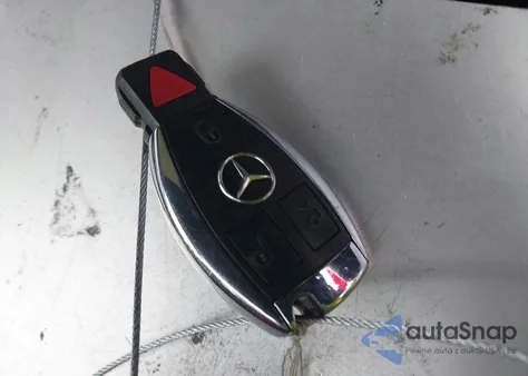 2017 Mercedes-Benz C 300 z USA, uszkodzony, nr VIN WDDWJ4JB5HF340743